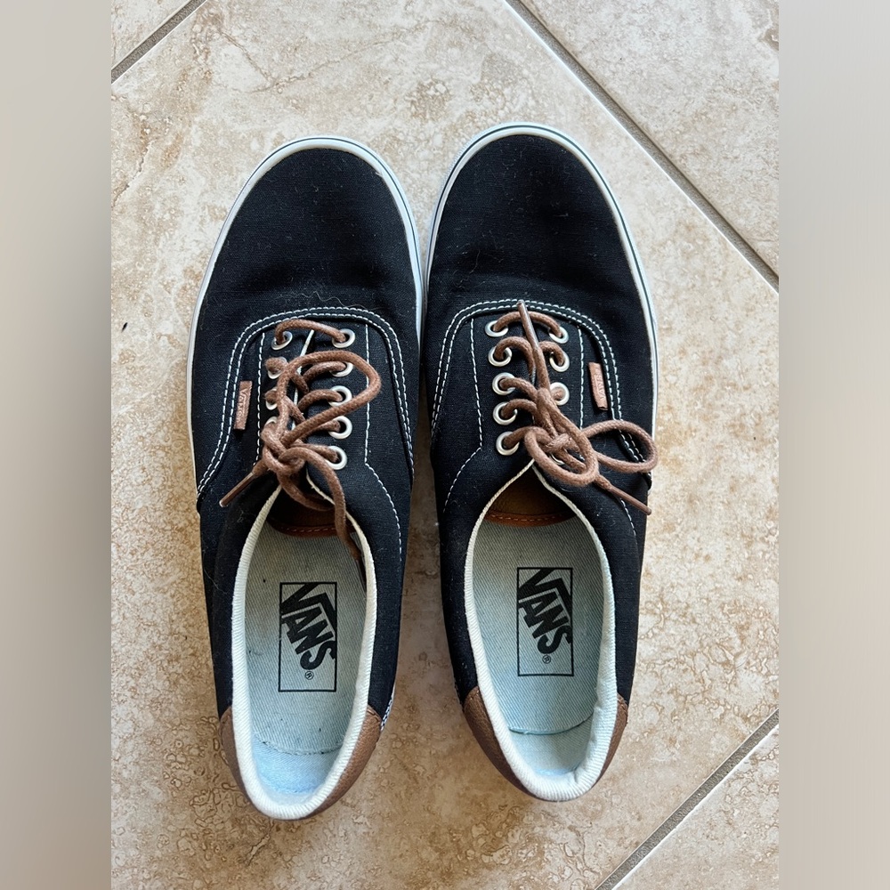 Vans era 59 sneakers black w leather laces. Never worn size 8 men womens 9.5